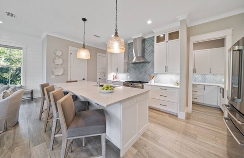 Lakeside at Blue Mountain Beach House | Brand New Listing spacious 5 Bedroom w private POOL and Golf cart