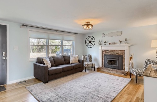 West Hyannisport House | Brand New Listing! 3 bedroom 2 bath West Hyannisport Ranch with central AC, fenced in backyard and dog friendly.