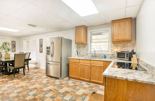 Lithonia House | Brand New Listing! 7BR 4BA , Gated Single Family Home, Pool, Hot Tub