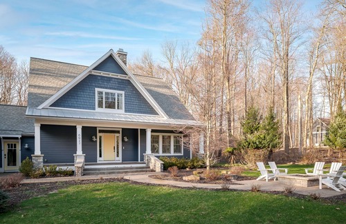 Saugatuck House | BRAND NEW LISTING+PRIVATE BEACH ACCESS-Lakewood Lux custom home on private road