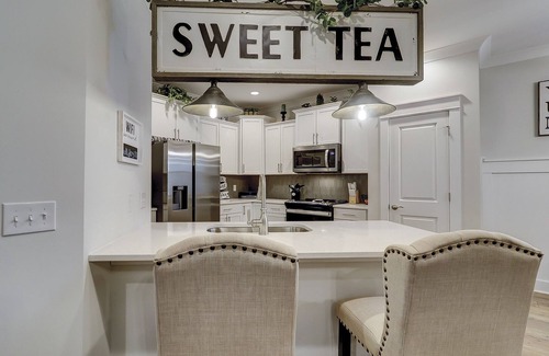 Spanish Wells House | Brand New Luxury Vacation Home Four Bedrooms Bikes & Beach Gear included