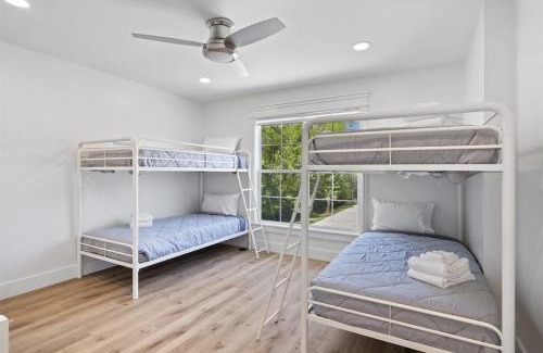 Palmetto Dunes House | Brand New LUX Townhome-Mins to Beaches, Game Room!