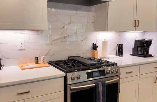 Auburn House | BRAND NEW! Luxury 3BR Townhome in Auburn University Club