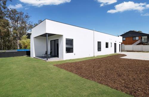 Goodna Villa | Brand New Luxury 4 Bed Home