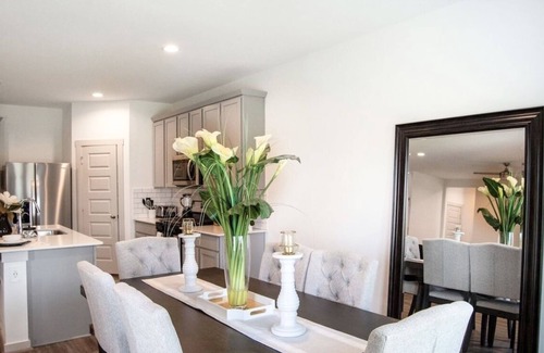 Missouri City House | Brand New Luxury Smart Model Home 25 min to Galleria
