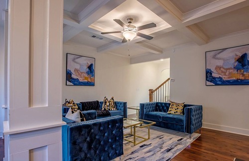 Fairburn House | Brand New luxury Vrbo in Atlanta!!