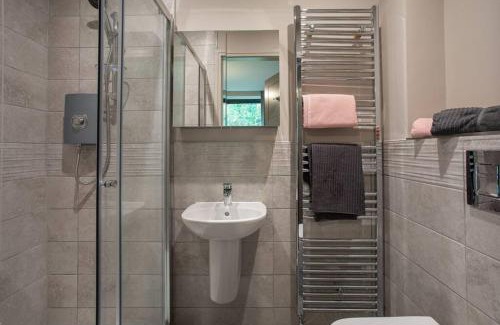 Belfast Apartment | Brand New, Luxury & with Terrace