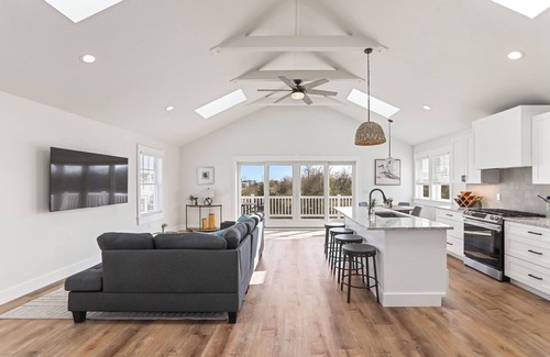 Manasquan House | Brand New Manasquan Beach House, steps to beach!