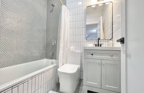Port Morris Apartment | BRAND NEW Minutes to center of NYC 3 baths