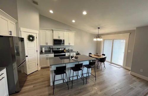 Idaho Falls House | Brand New, Modern Getaway!n