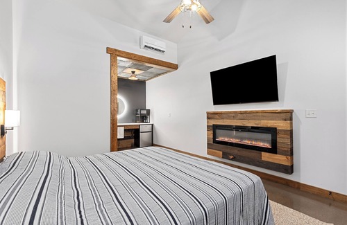 Hill City Hotel | Brand New Motel! Fireplace - Concrete Floors - Live Edge Trim - Vaulted Ceilings