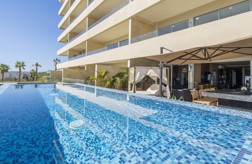 Colonia El Progreso Condo | Brand New Ocean View Condo w/private HotTub & Pool