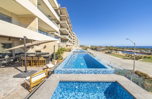 Colonia El Progreso Condo | Brand New Ocean View Condo w/private HotTub & Pool