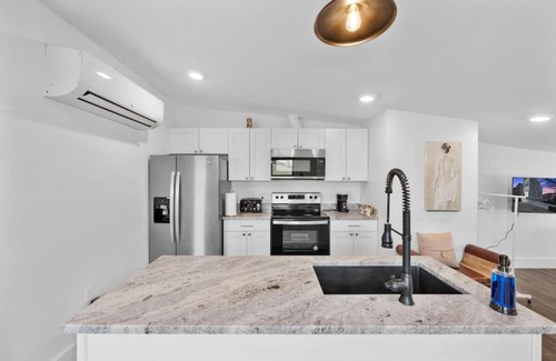 Over-the-Rhine Apartment | Brand New on the Streetcar line