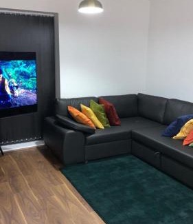 West Thurrock Apartment | Brand New One Bed Luxury Flat No Parties No Events