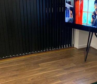 West Thurrock Apartment | Brand New One Bed Luxury Flat No Parties No Events