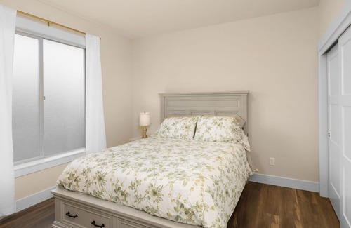 Ridgefield House | Brand new, peaceful retreat next to Lewis river boat launch & water activities