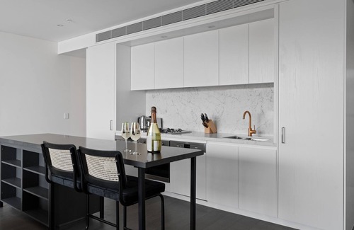 Newcastle West Apartment | Brand New Seaside Luxury in Newcastle