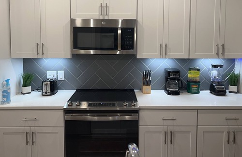 Charlotte House | BRAND NEW SPECTACULAR LUXURY ONE BEDROOM!!!!!!!!!!!!!!!!!!!!!!!!!!!!!!!!!!!!!!!!