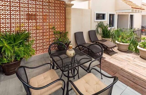 Colonia Adolfo Lopez Mateos Condo | Brand New Studio in the Heart of Cozumel