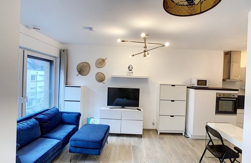 Gare Apartment | Brand New Studio in City Center
