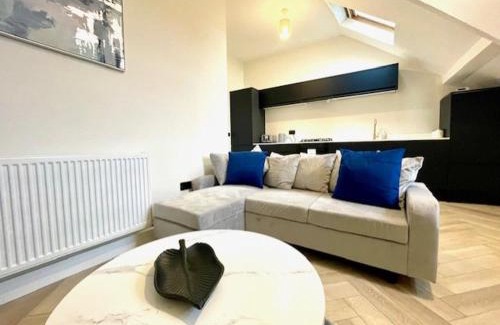 Pontcanna Apartment | Brand-New Stylish 2BR Duplex in Pontcanna Cardiff Modern & Cozy Stay