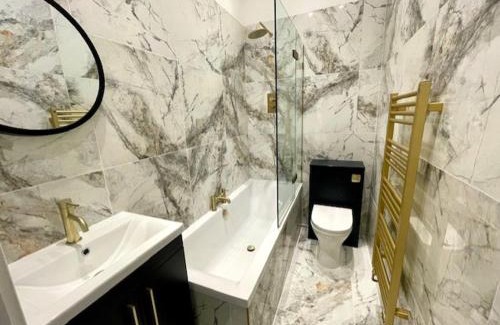 Pontcanna Apartment | Brand-New Stylish 2BR Duplex in Pontcanna Cardiff Modern & Cozy Stay