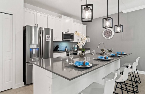 Kissimmee Ski Chalet | Brand New Townhouse 4Bed/3Bath/Pool/5Min Disney