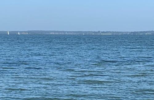 Cowes Apartment | Brand new trio