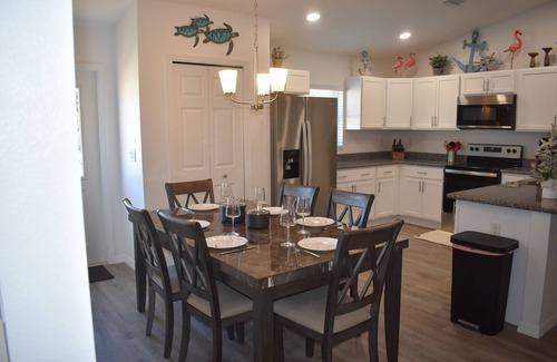 Homosassa Villa | Brand new villa with a large porch overlooking Marina