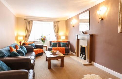 Great Waldingfield House | Brandeston Close