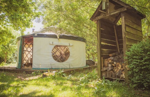 East Dereham Cottage | BRANDON HOUSE FARM YURT, with open fire in Mattishall