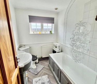 Guisborough House | Bransdale House