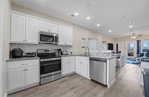 Branson Condo | Branson Fun Zone | Dog-Friendly Games Pool