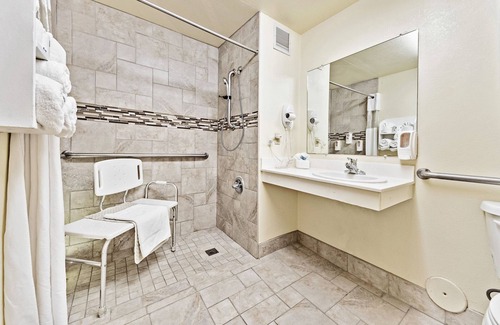Branson Hotel | Branson Towers Hotel