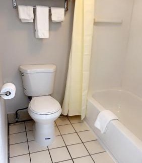 Branson Theater District Hotel | Branson Victorian Inn