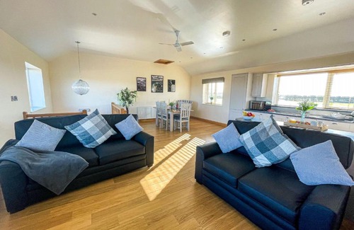 Pentraeth House | Branwen Holiday Cottage