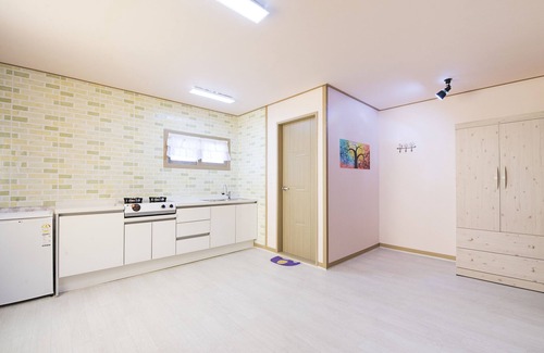 Namwon House | Brassica Flower Pension