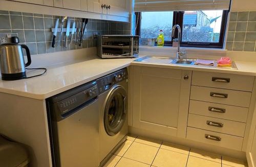 Braunton Apartment | Braunton Breaks - Ambrose Cottage