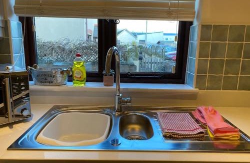 Braunton Apartment | Braunton Breaks - Ambrose Cottage