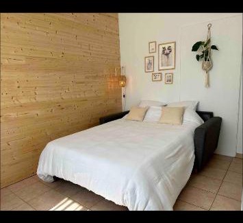 La Celle-sous-Gouzon Apartment | Break Appart avec parking privé