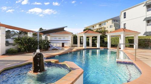 Yamba House | Breakers 2 - 6, 18 - 20 Pacific Parade