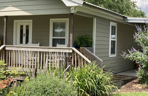 Milton Cottage | Breakfast and Country Setting, only 4 minutes from Town