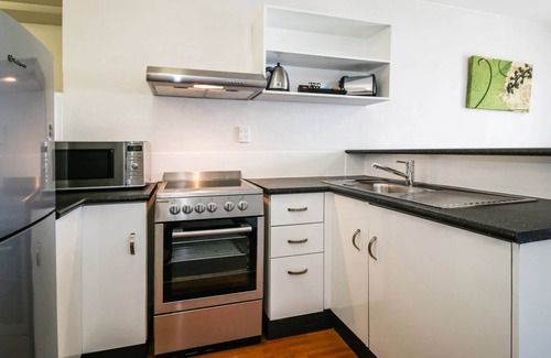 Adelaide Central Business District Apartment | BreakFree Adelaide