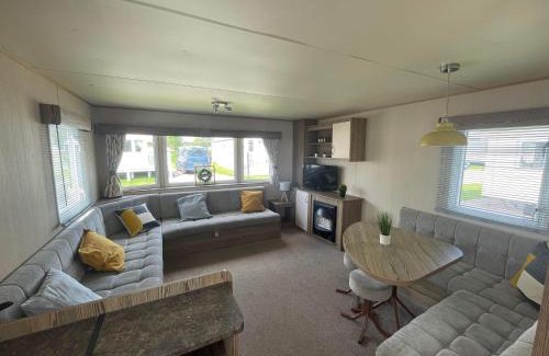 Tattershall Cabin | Breaks on the Lakes