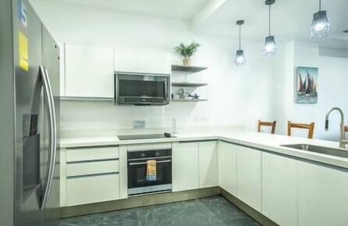 Barrio Los Faroles Apartment | Breakwater Point 502