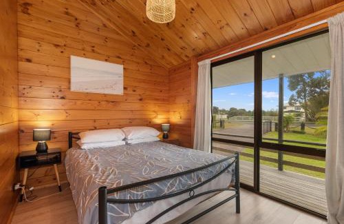 Ruakaka House | Bream Bay Sands - Ruakaka Holiday Home