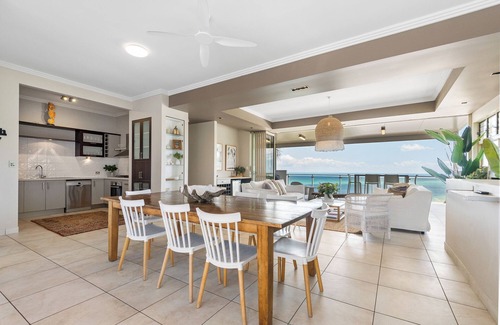 Brisbane Waterfront House | "Breathe" on Moreton Tangalooma