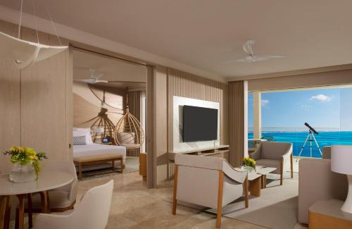 Zona Hotelera Resort | Breathless Cancun Soul Resort & Spa - Adults Only - All Inclusive