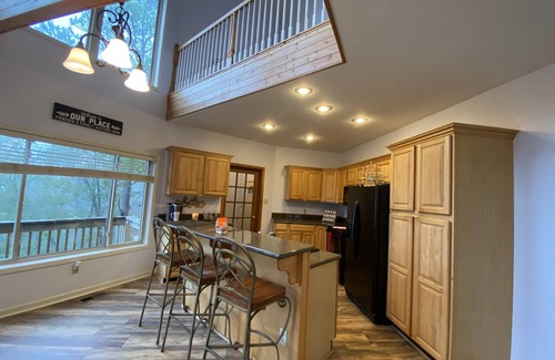 Hot Springs Village House | Breathtaking mountain views-4king en suites, bunk rm, sauna, air hockey,MANCAVE!